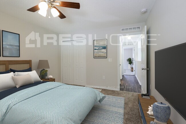 Foto del edificio - 2328 Whispering Trails Pl