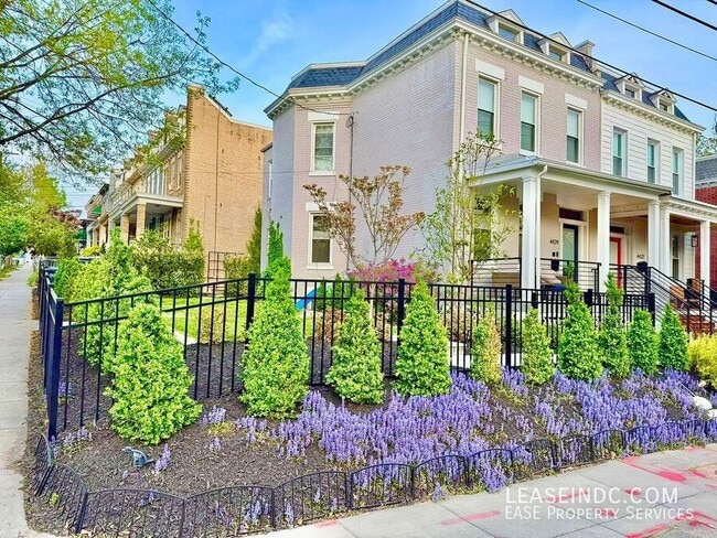 Photo - 4429 9th St NW House