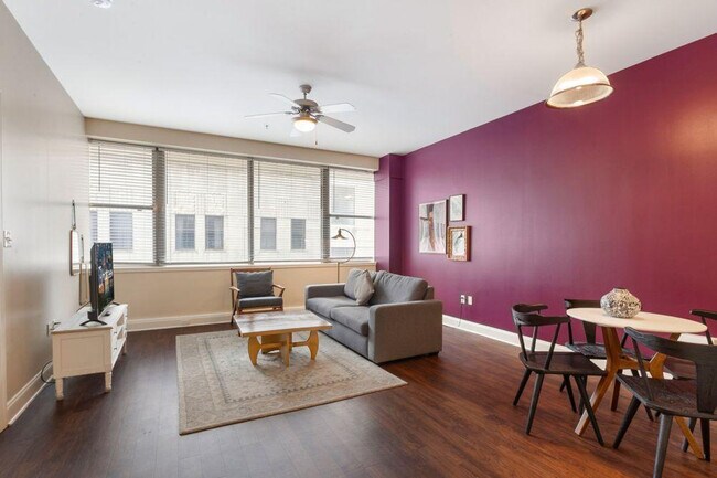 Foto del edificio - 925 Common St