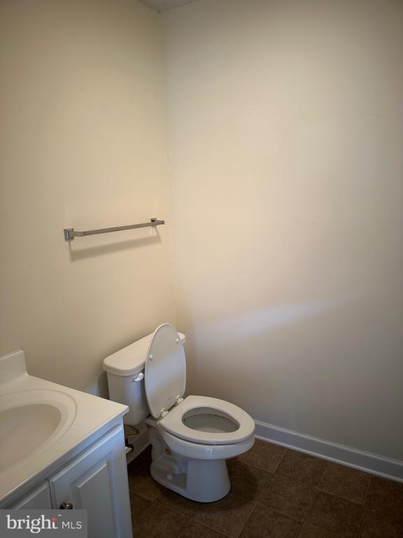 Building Photo - 234 Southridge Dr