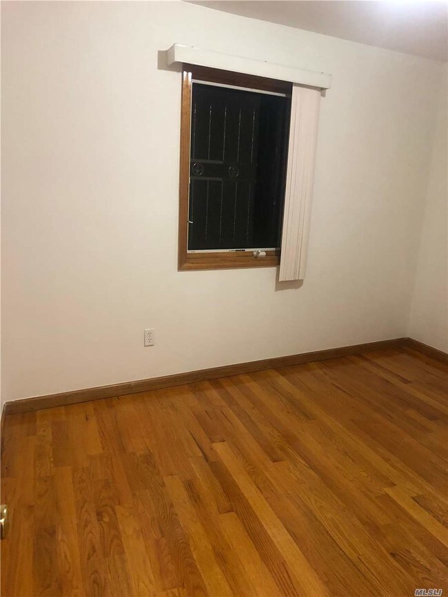 Foto del edificio - 46-28-46161 161 St
