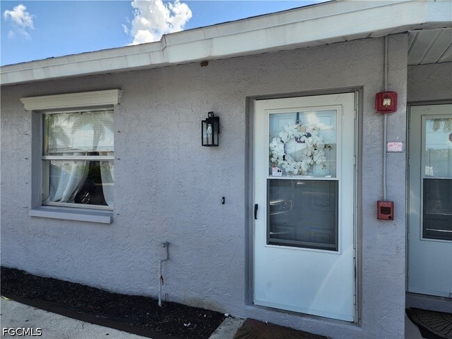 Building Photo - 4513 SW 8th Ct