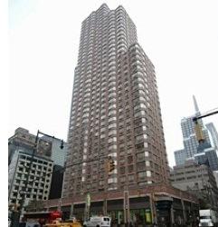 Foto del edificio - 250 W 50th St
