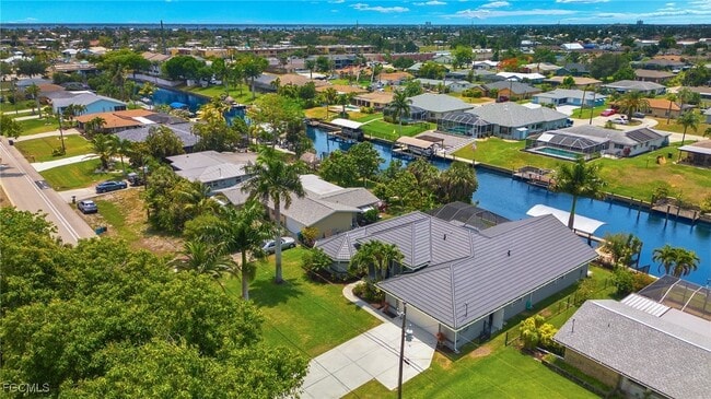 Foto del edificio - 1418 Shelby Pkwy