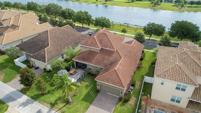 Building Photo - 7912 Summerlake Pointe Boulevard