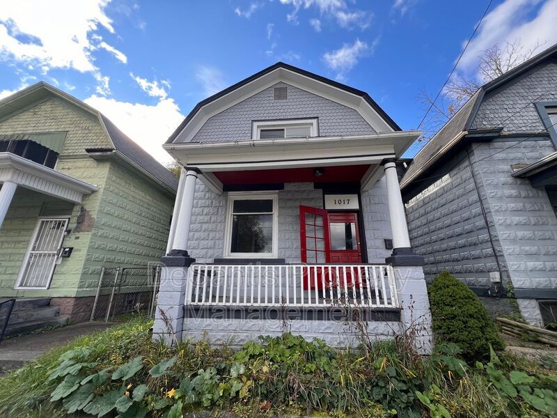 Primary Photo - 1017 11th St