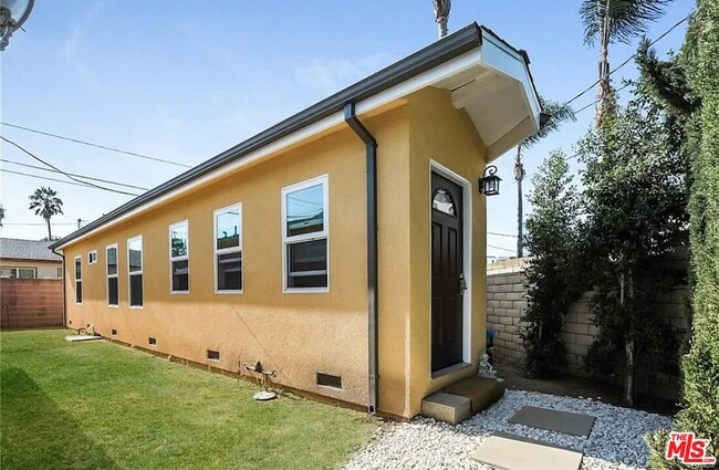 Photo - 6147 Will Rogers Street Unit House