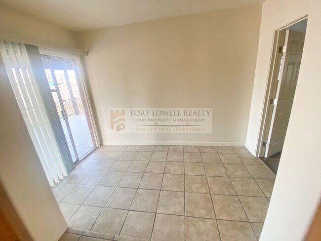 Foto del edificio - Beautiful 3 bed 2.5 bath home in Phoenix