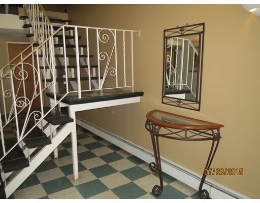 Foto del edificio - 426 Pleasant St