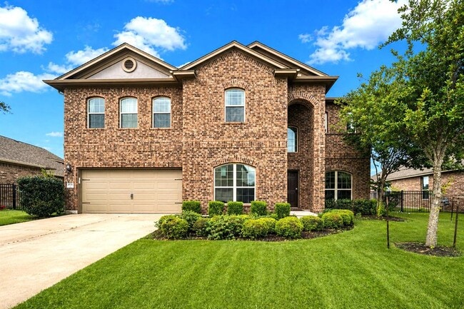 Building Photo - 16920 John Michael Dr