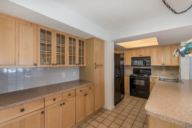 Building Photo - 4715 Jasper Dr