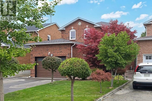Building Photo - 104 Pentland Crescent