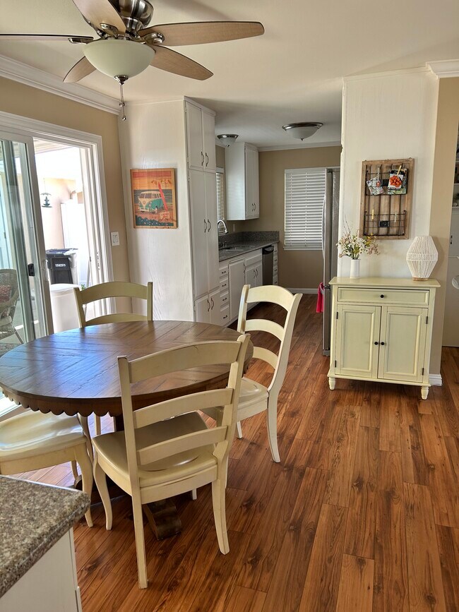 Rincón de cocina - 131 Monte Vista