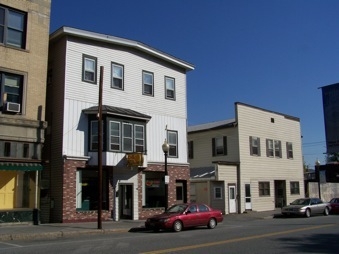 Building Photo - 104 S Main St