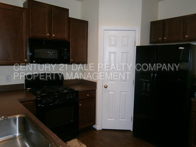 Building Photo - 2490 Schultz Way