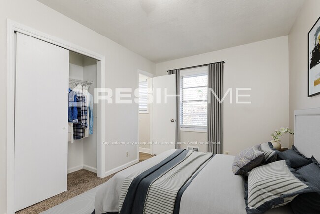 Building Photo - 2911 Preston Dr