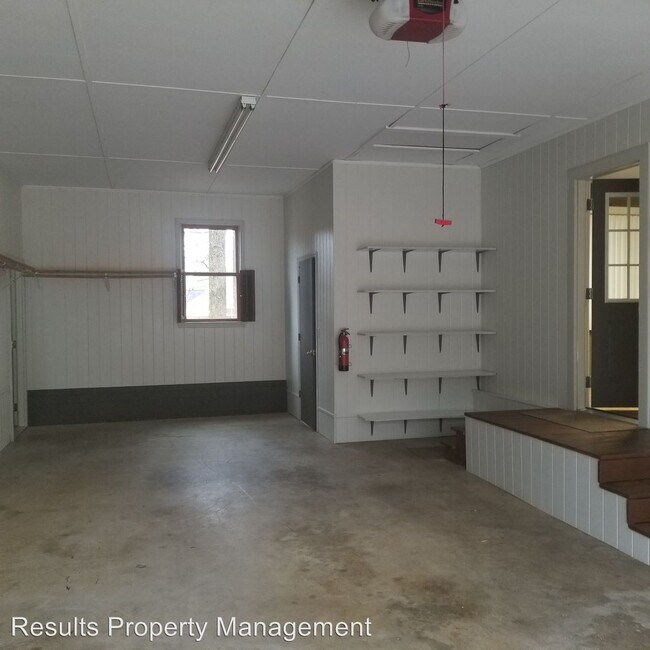 Building Photo - 2 br, 2 bath House - 2649 Greenville Rd