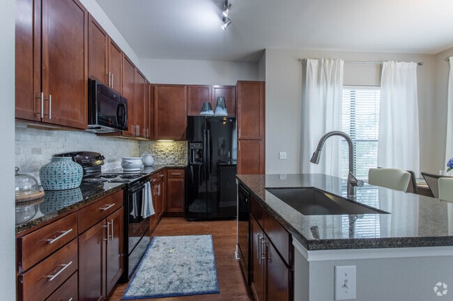 2 BR, 2 BA - 1243-1250 SF - Palazzo at Cypresswood