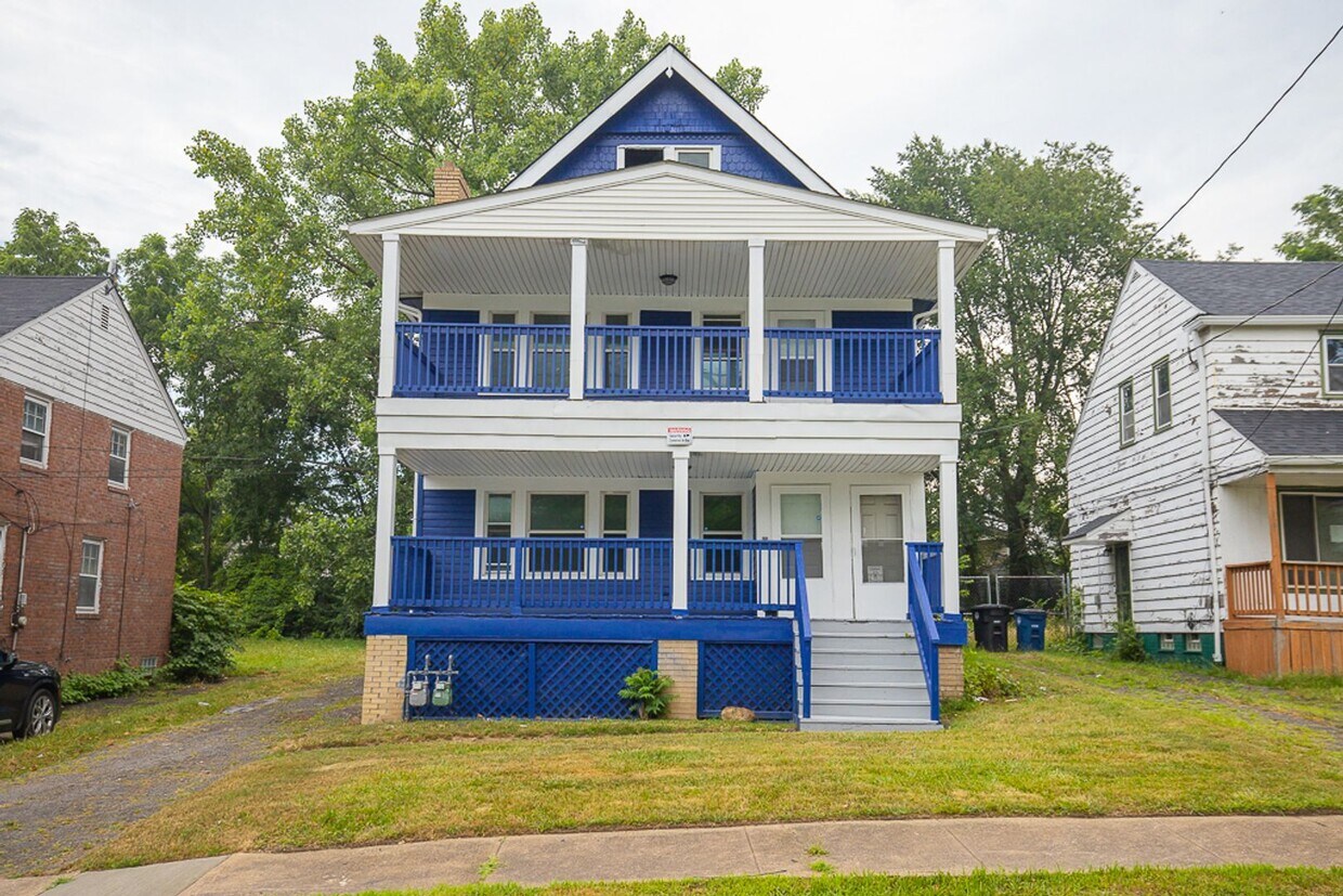 Foto principal - 9505 Sandusky Ave