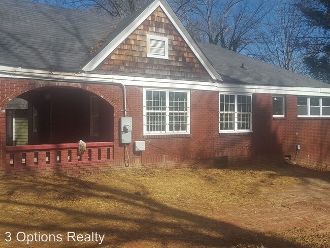 Foto del edificio - 3 br, 2 bath House - 880 Westmont Road