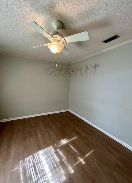 Foto del edificio - 3924 Foxridge Dr