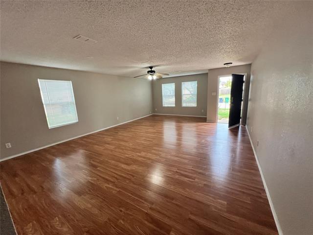 Foto del edificio - 7805 Shoal Bend
