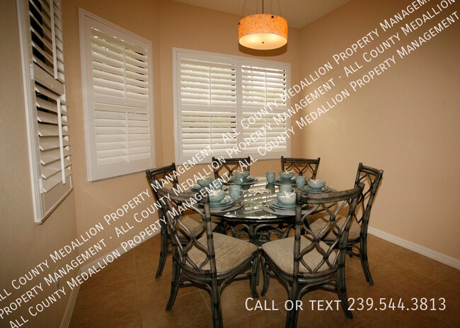 Building Photo - 11070 Esteban Dr