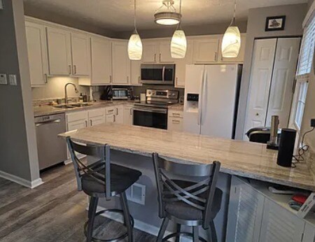 Foto del edificio - 2644 Birchwood Ln