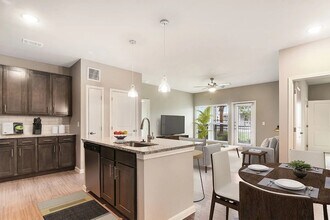 Building Photo - 3301 Gulf Fwy