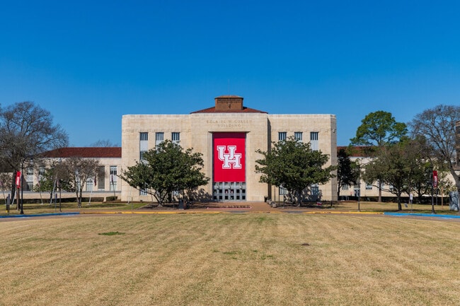 How to Find Off-Campus Housing Near the University of Houston