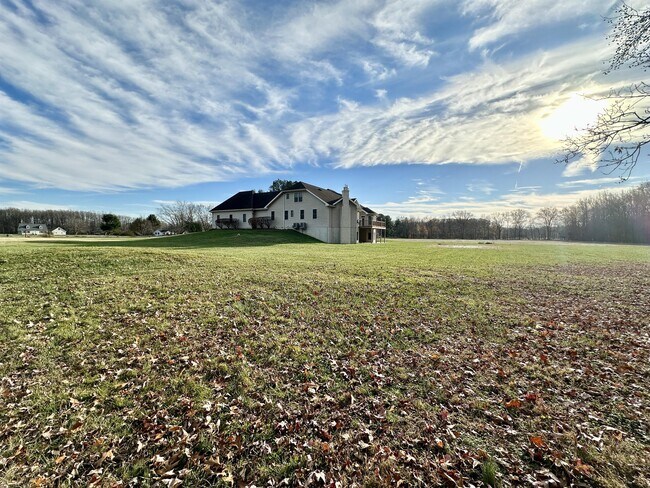 Foto del edificio - 1511 E Denneys Rd