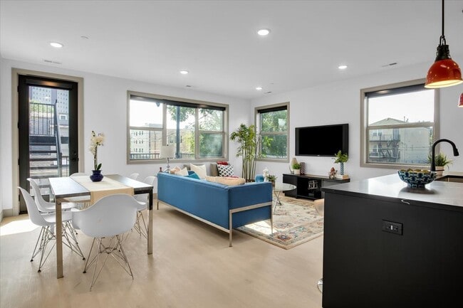 Foto del edificio - 4235 S Champlain Ave