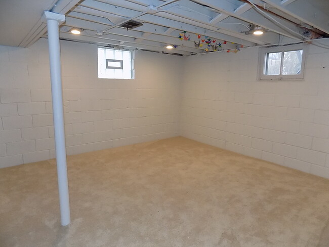 Foto del edificio - 808 E 3rd St