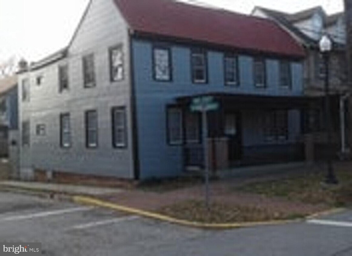 501 High St, Chestertown, MD 21620 Room for Rent in Chestertown, MD