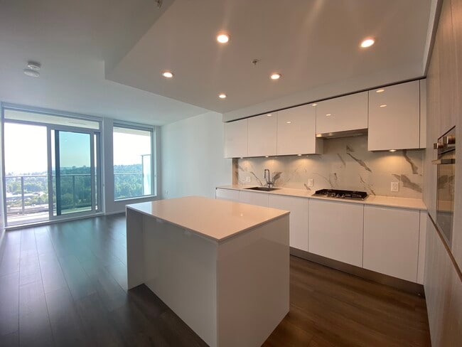 Building Photo - 3888 Evergreen Pl