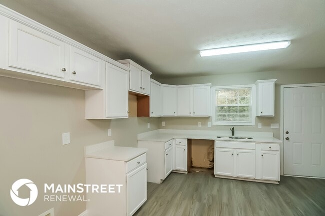 Foto del edificio - 2162 Rachael St SE