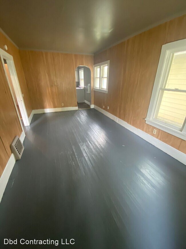 Building Photo - 2 br, 1 bath House - 1410 W 4th St