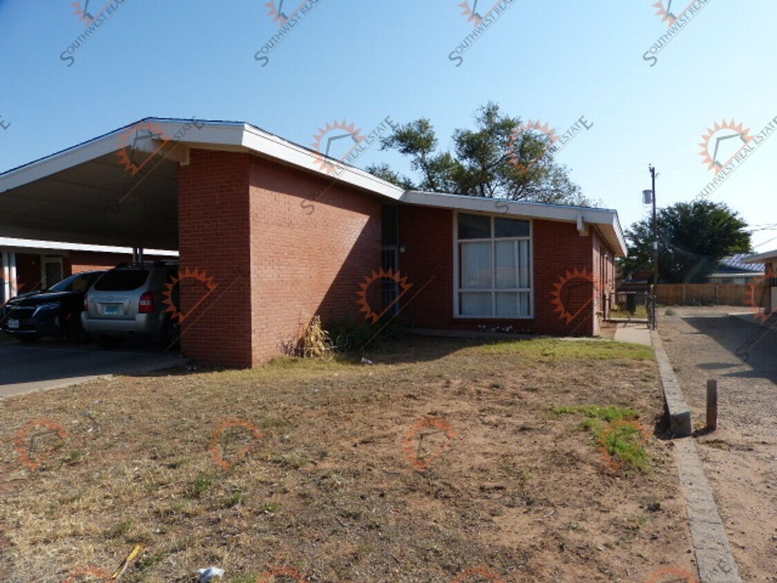 Primary Photo - 1209 Cameo St