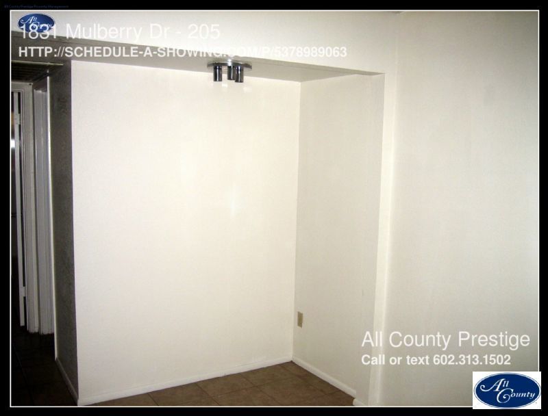 Primary Photo - 1831 W Mulberry Dr