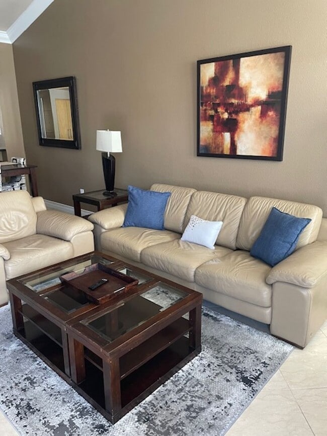 Foto del edificio - Meridian TOP FLOOR Furnished 1 bed | 1 bath condo with Strip and High Roller view.