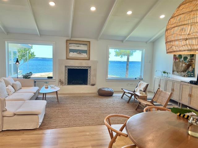 Foto del edificio - 8731 Lakeshore Dr