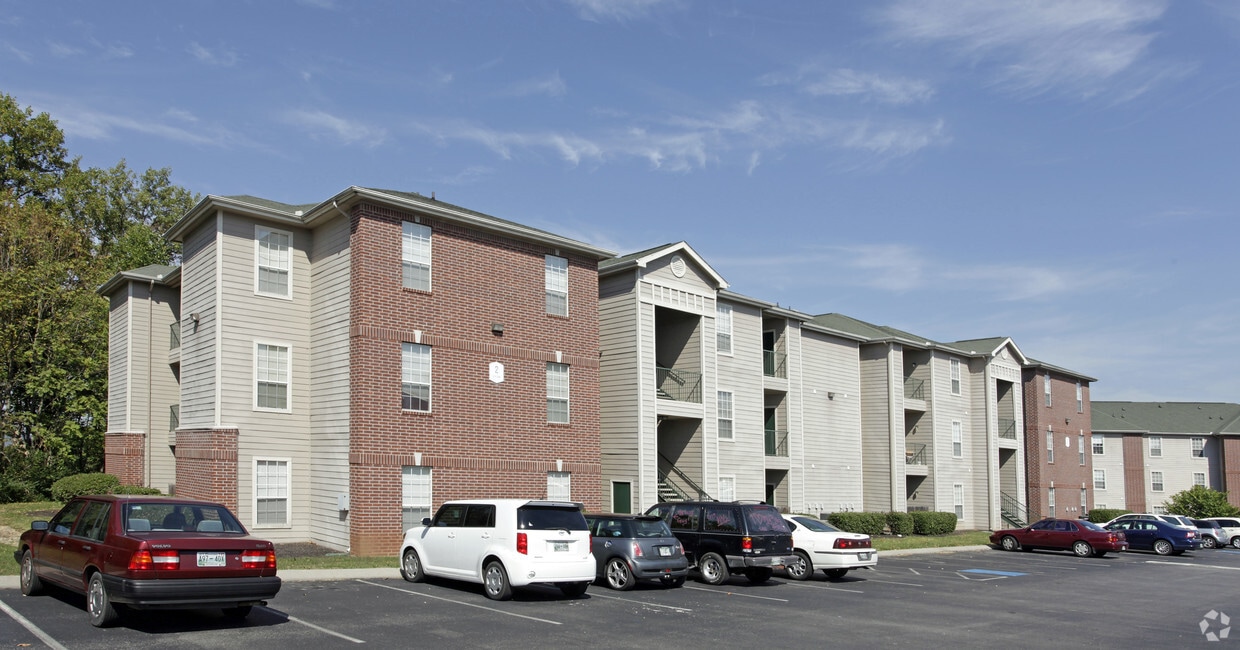 Primary Photo - Heights of Knoxville