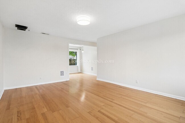 Foto del edificio - 4419 NE 116th Ave