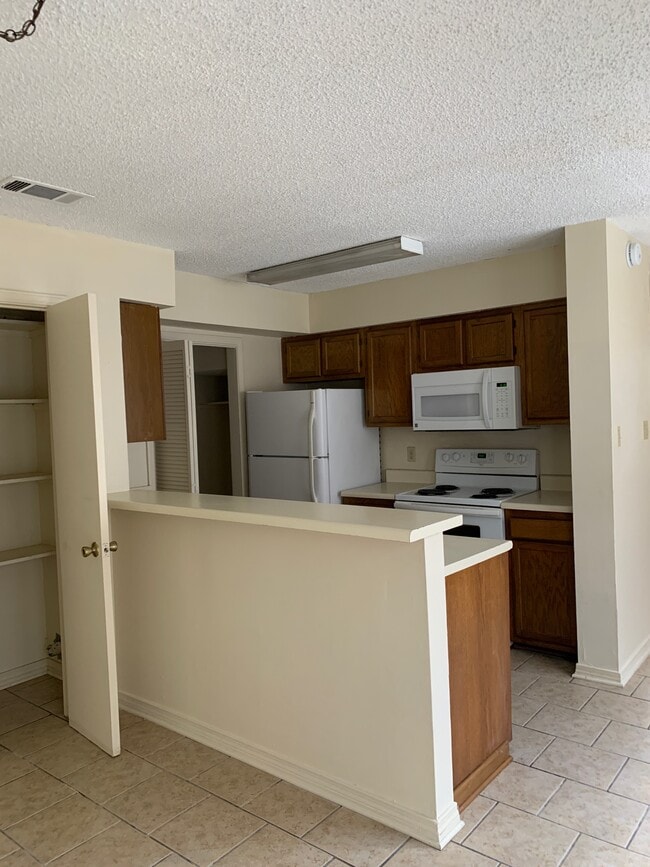 Foto del edificio - 3243 Oneal Ln