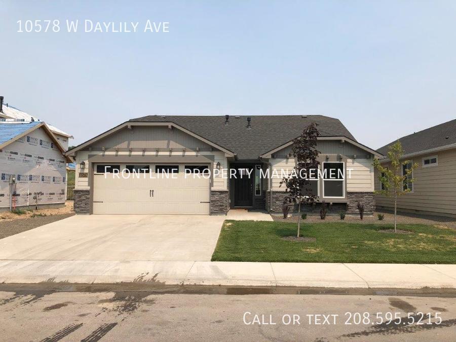 Primary Photo - 10578 W Daylily Ave