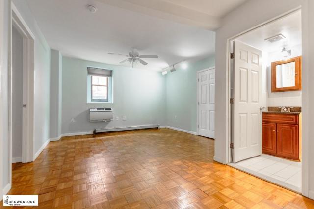 Foto principal - 3 bedroom in Brooklyn NY 11231