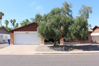 Building Photo - 602 W Kilarea Ave