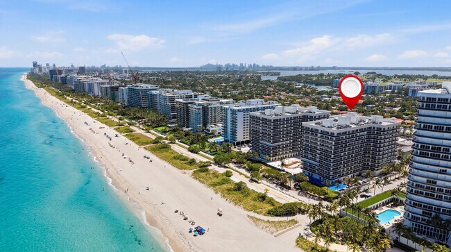 Building Photo - 9595 Collins Ave