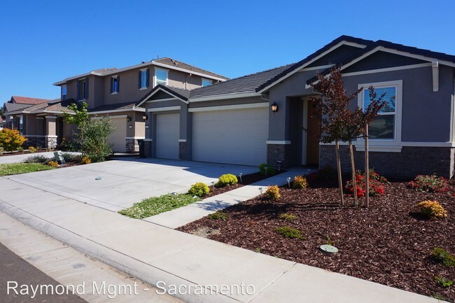 Building Photo - 4 br, 2.5 bath House - 9522 Bryan Hall Way