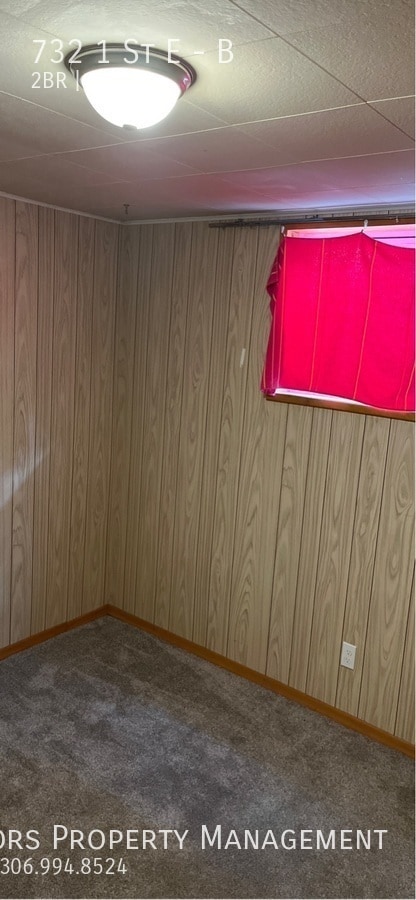 Photo du bâtiment - 732-731 1 St E